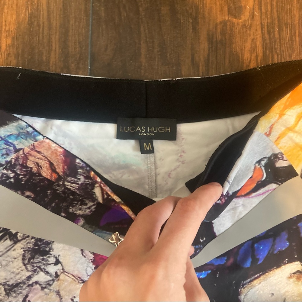 Shorts - Picture 4 of 12